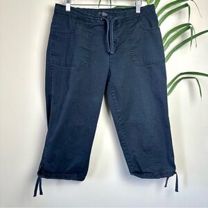 Y2K Studio 59 Black Capri Khakis